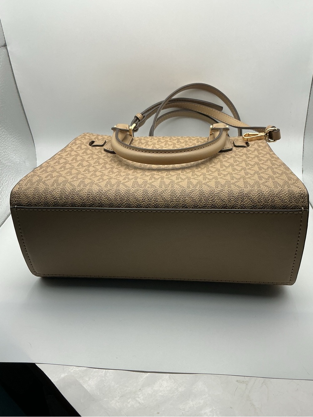 Michael Kors Hamilton Small Satchel Camel MK Logo NWT - Picture 5 of 9